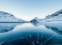 关于爆料吃瓜这事最容易被忽略的，不是表面争议，而是藏在评论区里的细节